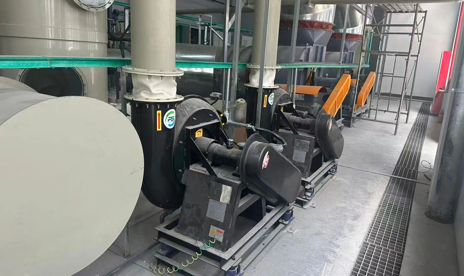 江阴玻璃钢离心风机用于电子半导体项目